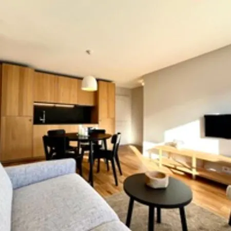 Bright With Terrace In Apartament Megève